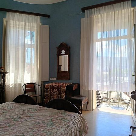 Guest House Irina Tiflis Exterior foto